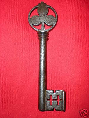 Antica chiave non mia venduta 151 da 13,3 cm.jpg